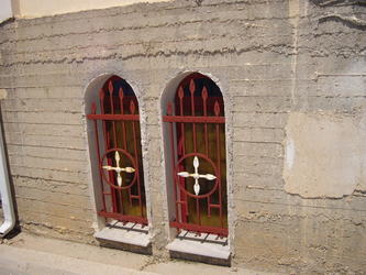 Πόρτα εκκλησίας - Κάστρο